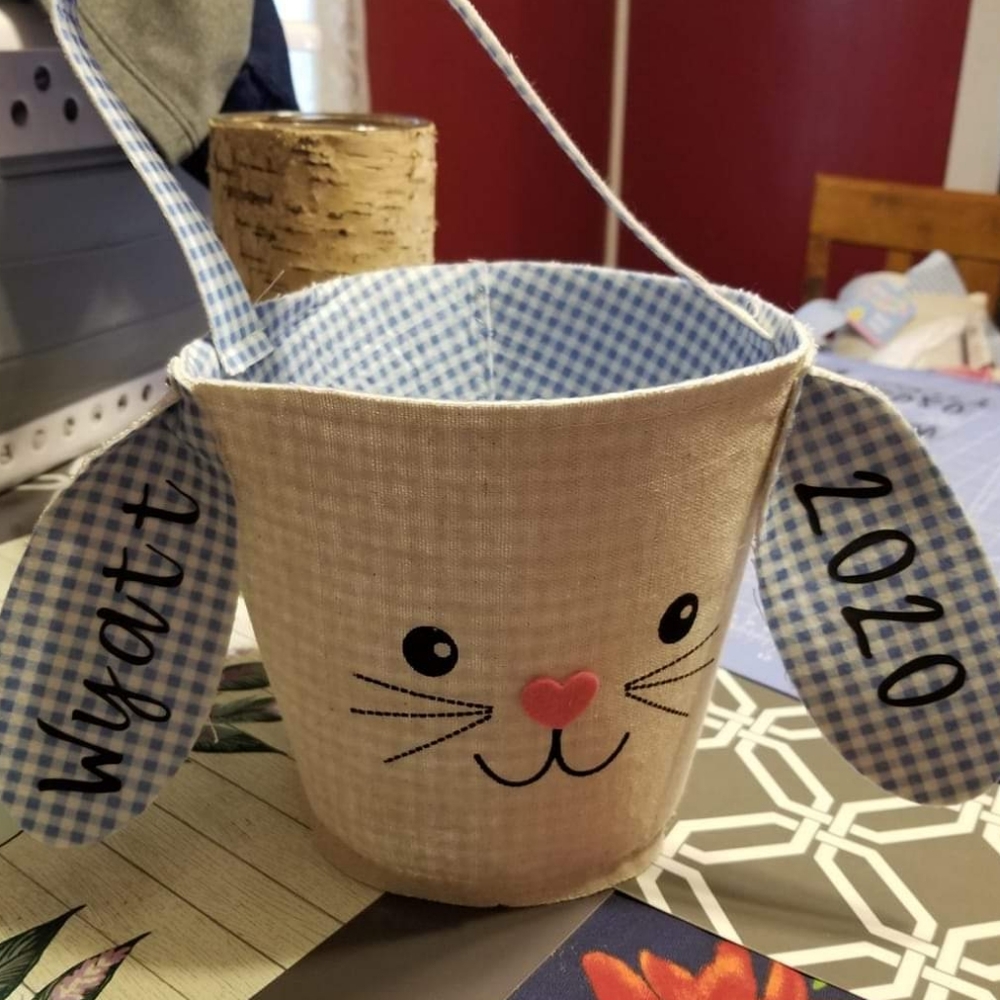 Customized Easter baskets - Picture 2 of 2
